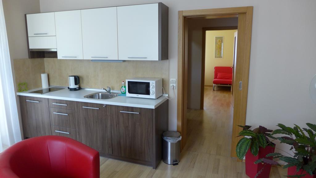 Apartmanovy penzion Park Nové Mesto nad Váhom Exteriér fotografie
