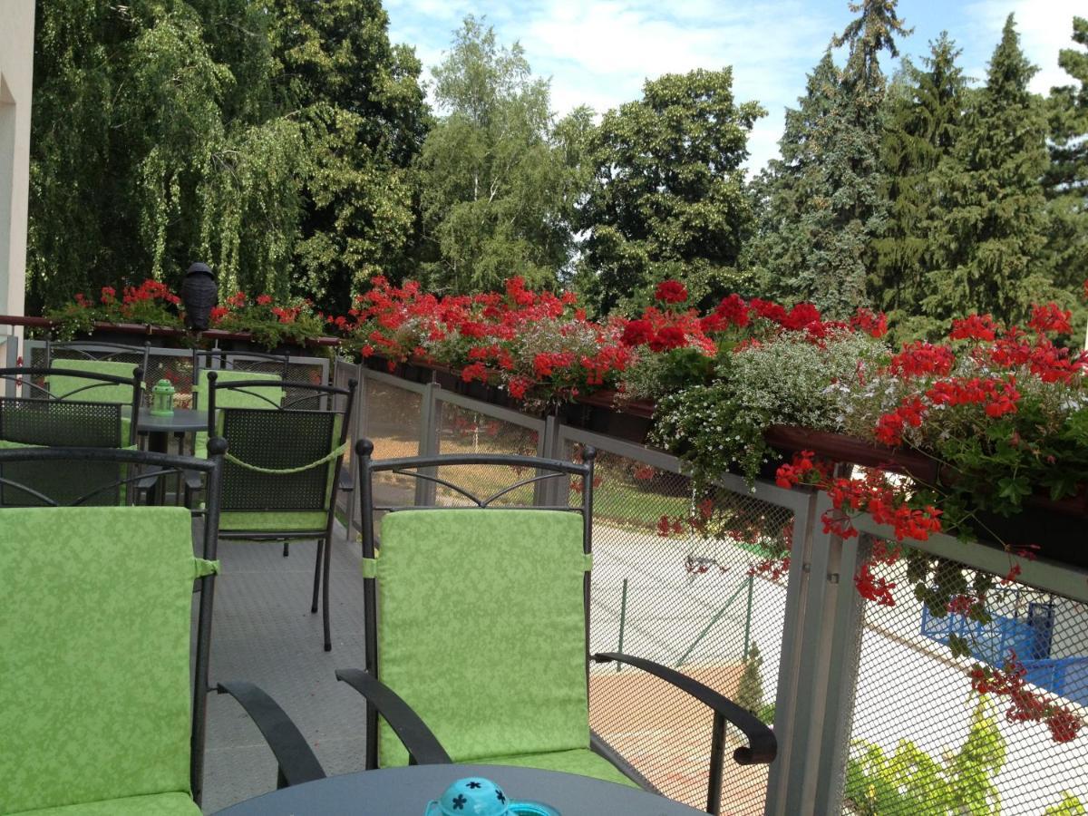 Apartmanovy penzion Park Nové Mesto nad Váhom Pokoj fotografie